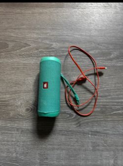 JBL Flip 4.  Prefect Condition