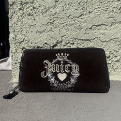 Brown juicy couture wallet