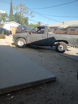 1992 Nissan Pickup