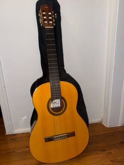 Guitarra acústica by Cordoba