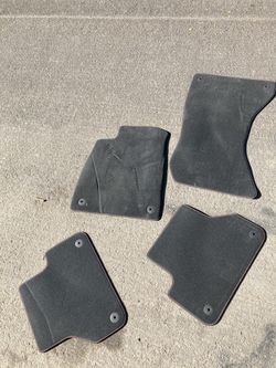 Audi Q8 mats