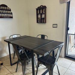 Dinning room table & chairs 