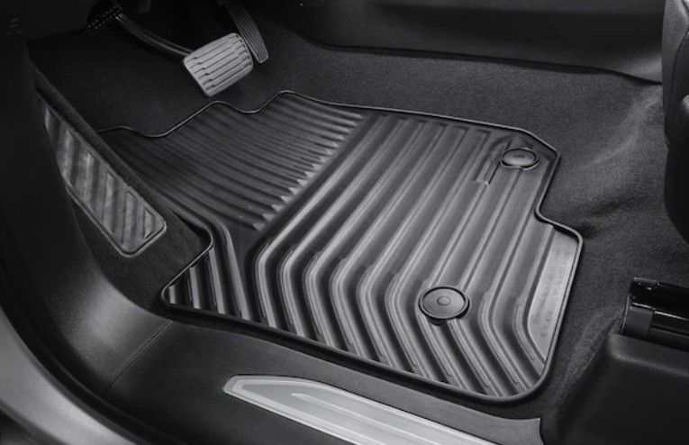 '19-'26 GMC/Chevy Crew Cab Premium All-Weather Floor Mats (4)