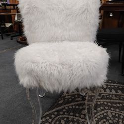 White Faux Fur clear resin chair