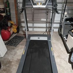 Digital Treadmill For Sale In Loxahatchee.