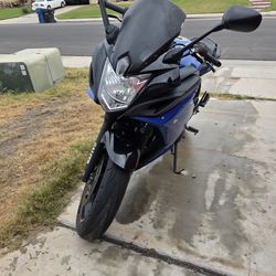 2013 Yamaha FZR