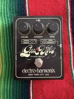 Electro Harmonic Good Vibes Univibe 