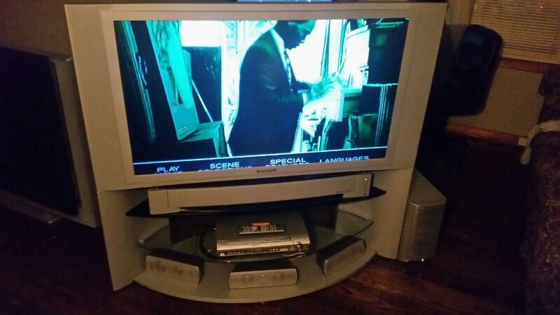 BUNDLE SPECIAL!!!!! PANASONIC!!!!! Panasonic 50" HDTV PT-50LC14 Flat Screen Rear Projection