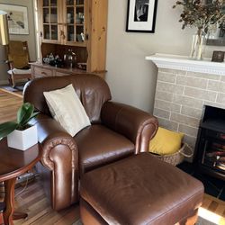 Leather Chair/Ottoman