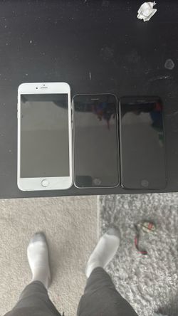 Apple Phones For Sale Parts They  Have Passcode On Them 