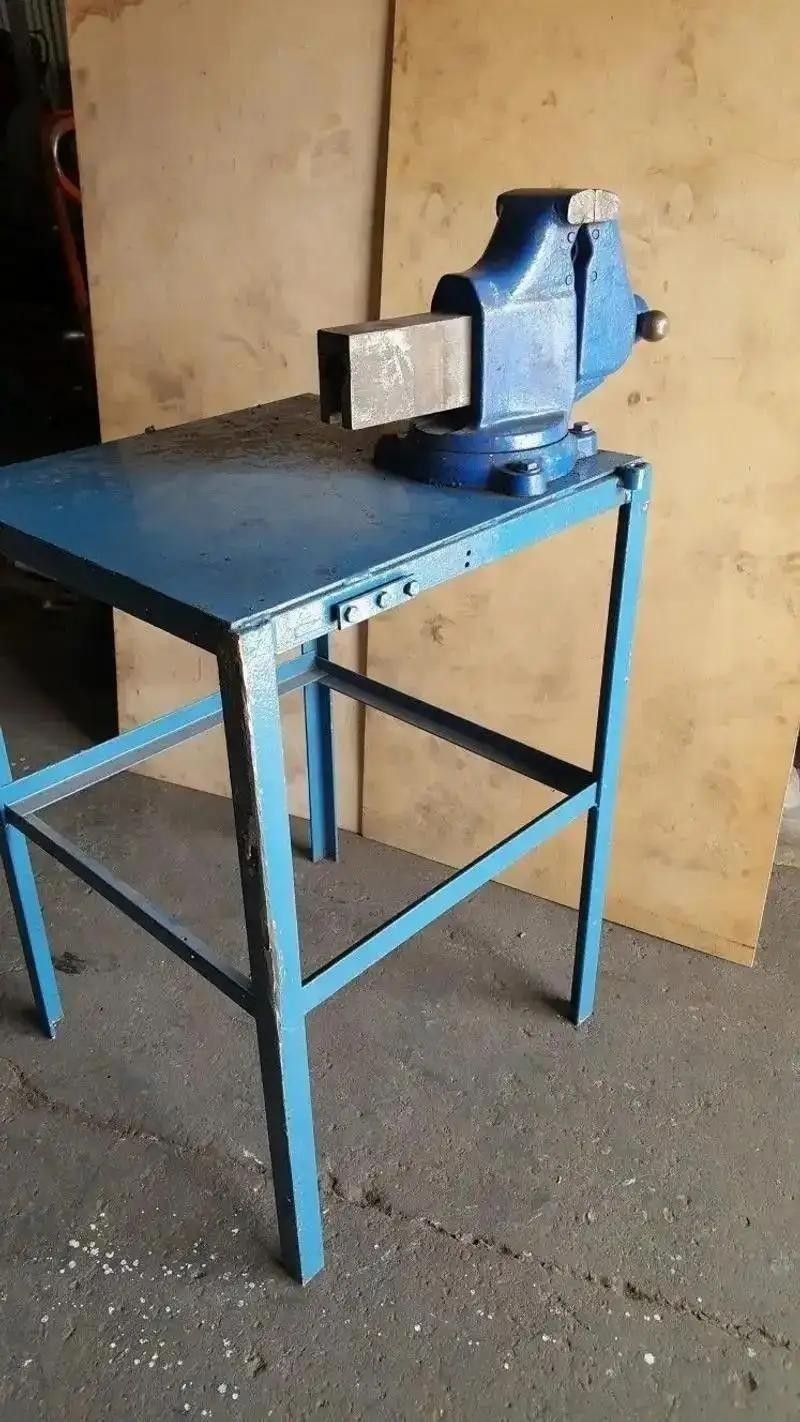 Reed MFG. CO. Erie PA. U.S.A. PAT PEND. Model 2C Bench Vise With Swivel Base Pipe Jaws Vice With HD All Metal