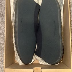 Yeezy Knit Runner Stone Onyx 