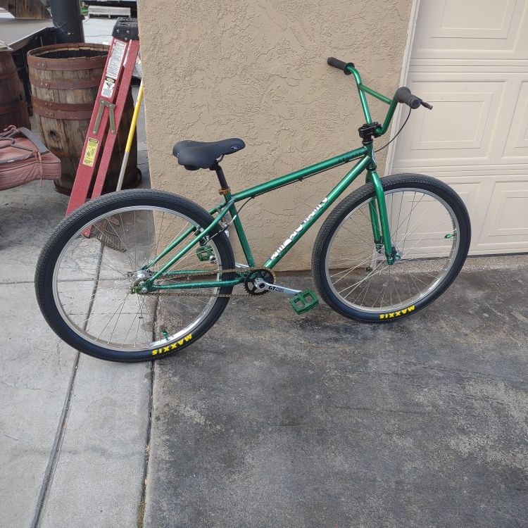 BMX グリーン
24インチ
フレームクロモリ Lot of 2 Red & Green 2004 GT Bikes Zone & Air Mid New School