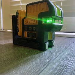 DEWALT LASER LEVEL 5spot 