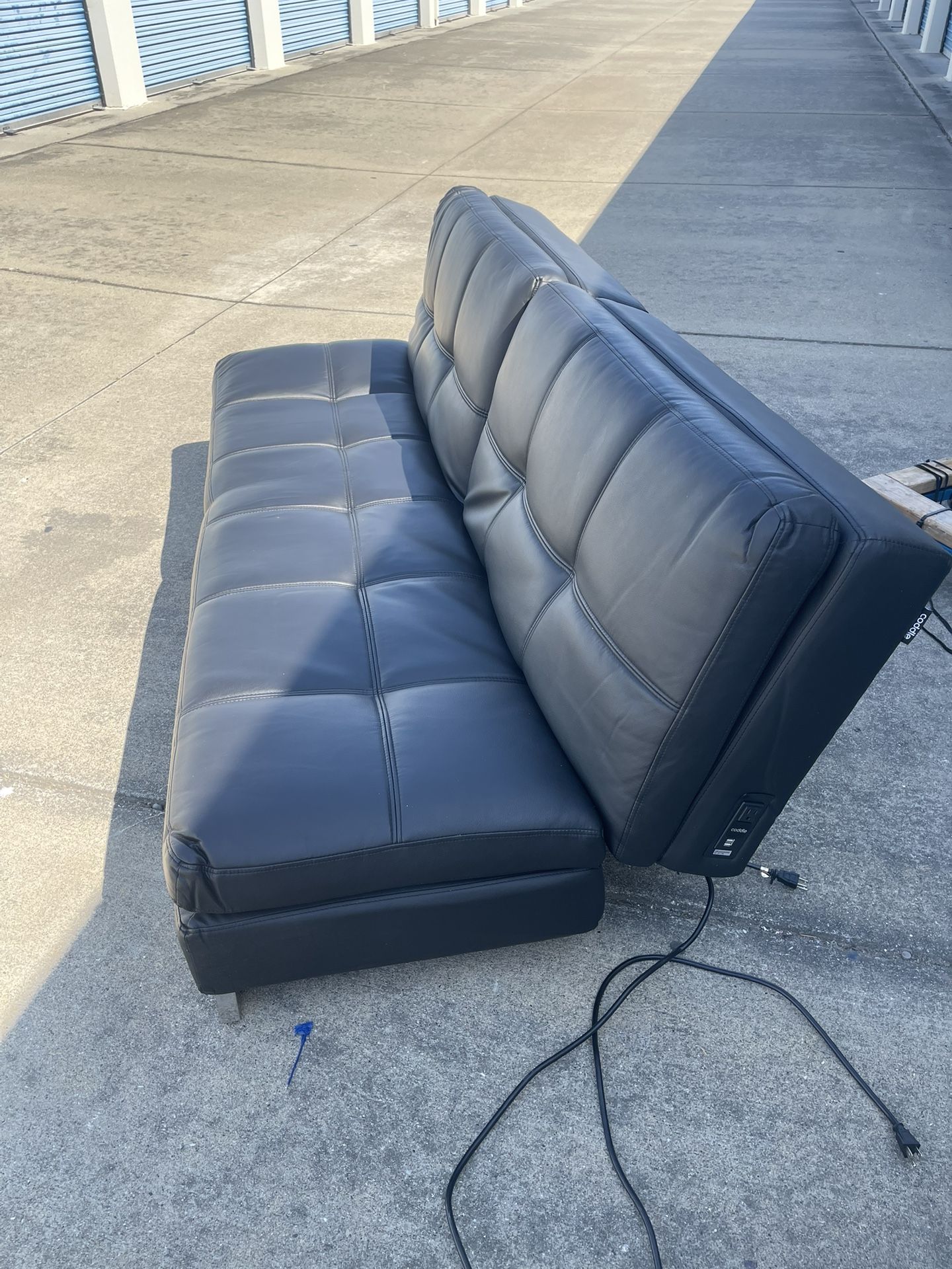 Coddle Couch