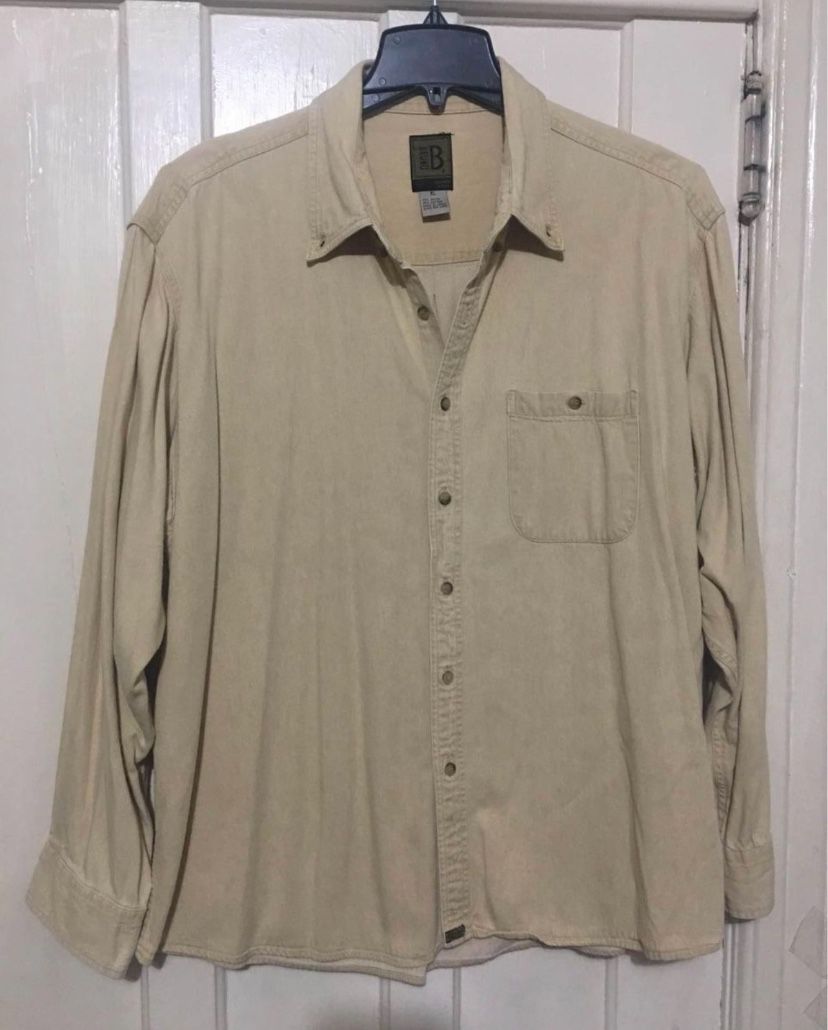BRUNO B Men’s button down SHIRT SIZE XL , Designed in Italy.