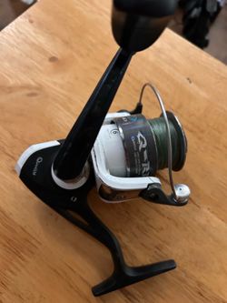 Fishing reel Quantum  Q-Ray white