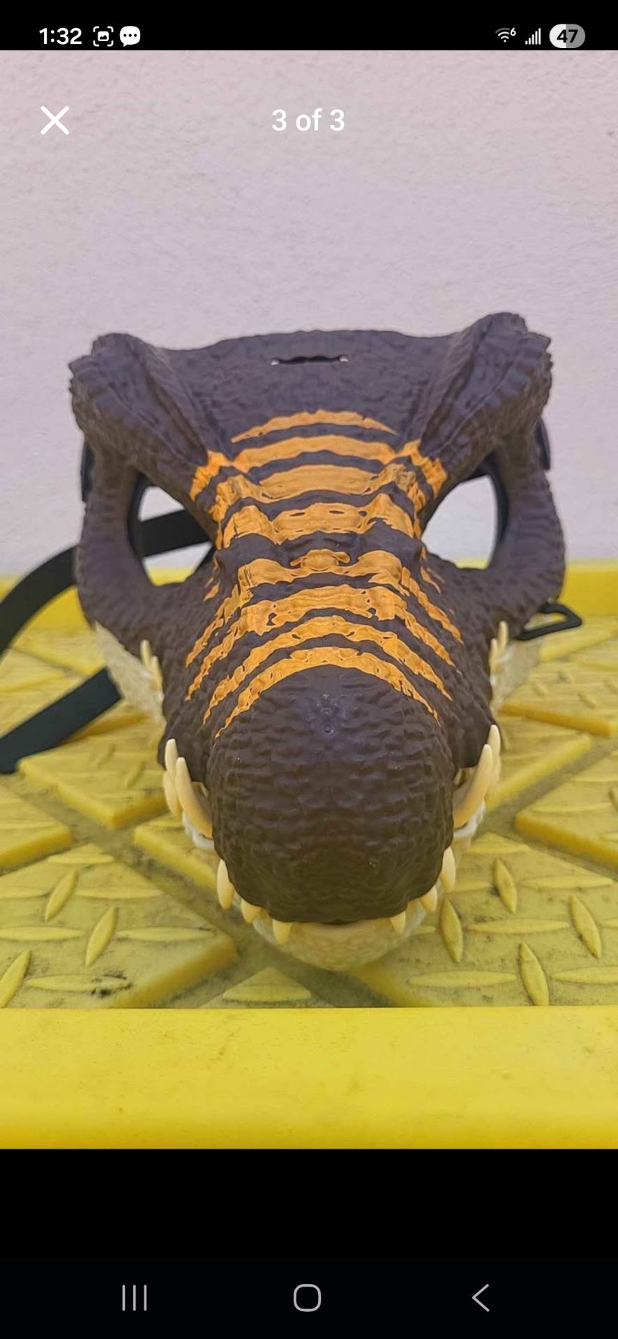 Spinosaurus mask