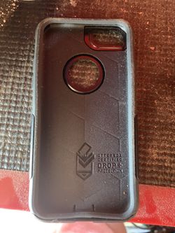 iPhone 7 otter box case with clip