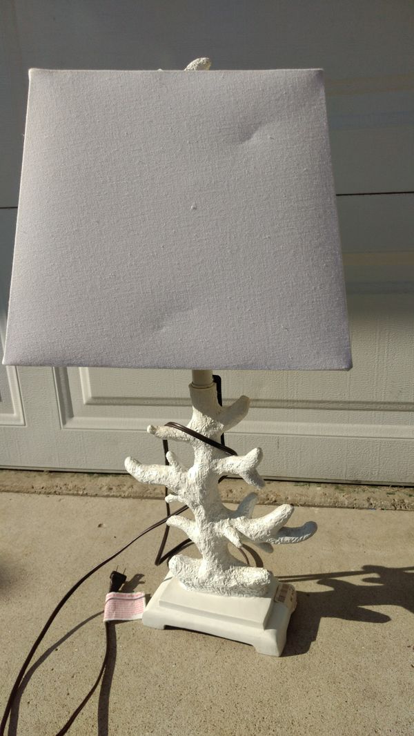 White Table Lamp From Tlc Home For In San Go Ca Offerup