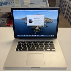 MacBook Pro 15inch I7/8/256ssd With Final Cut & Logic Pro 