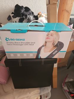 Mo Cuishle Shiatsu Neck & Shoulder Massager with Heat