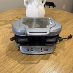 Hamilton Beach Breakfast Sandwich Maker