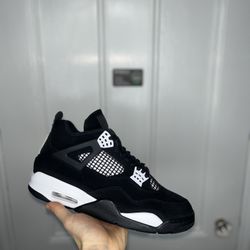 Jordan 4 White Thunder