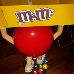 Vintage M&M stand