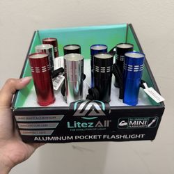 Mini Flashlights (2 PCS for $3)