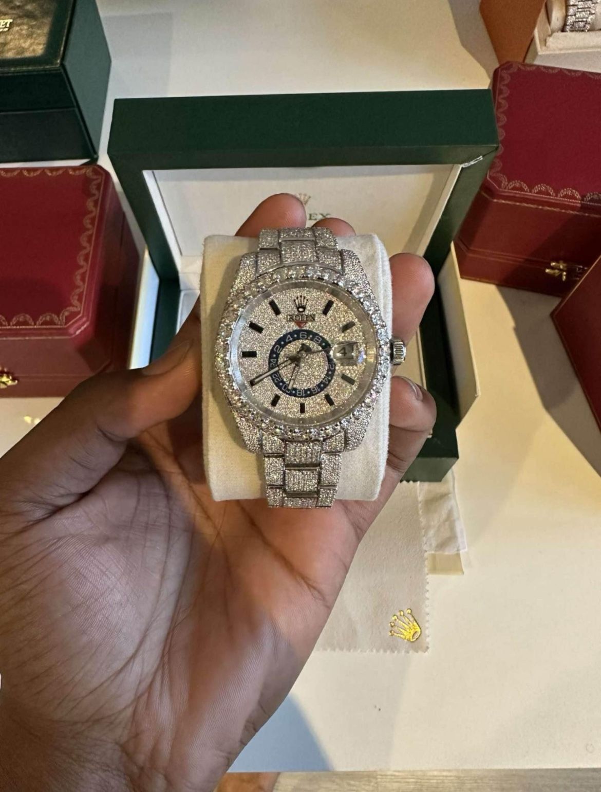 Fully FLOODED BUS DOWN VVS MOISSANITE DIAMOND HIP-POP WATCH