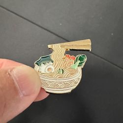 Super Hot Popular Ramen Noodle Pin Brooch 