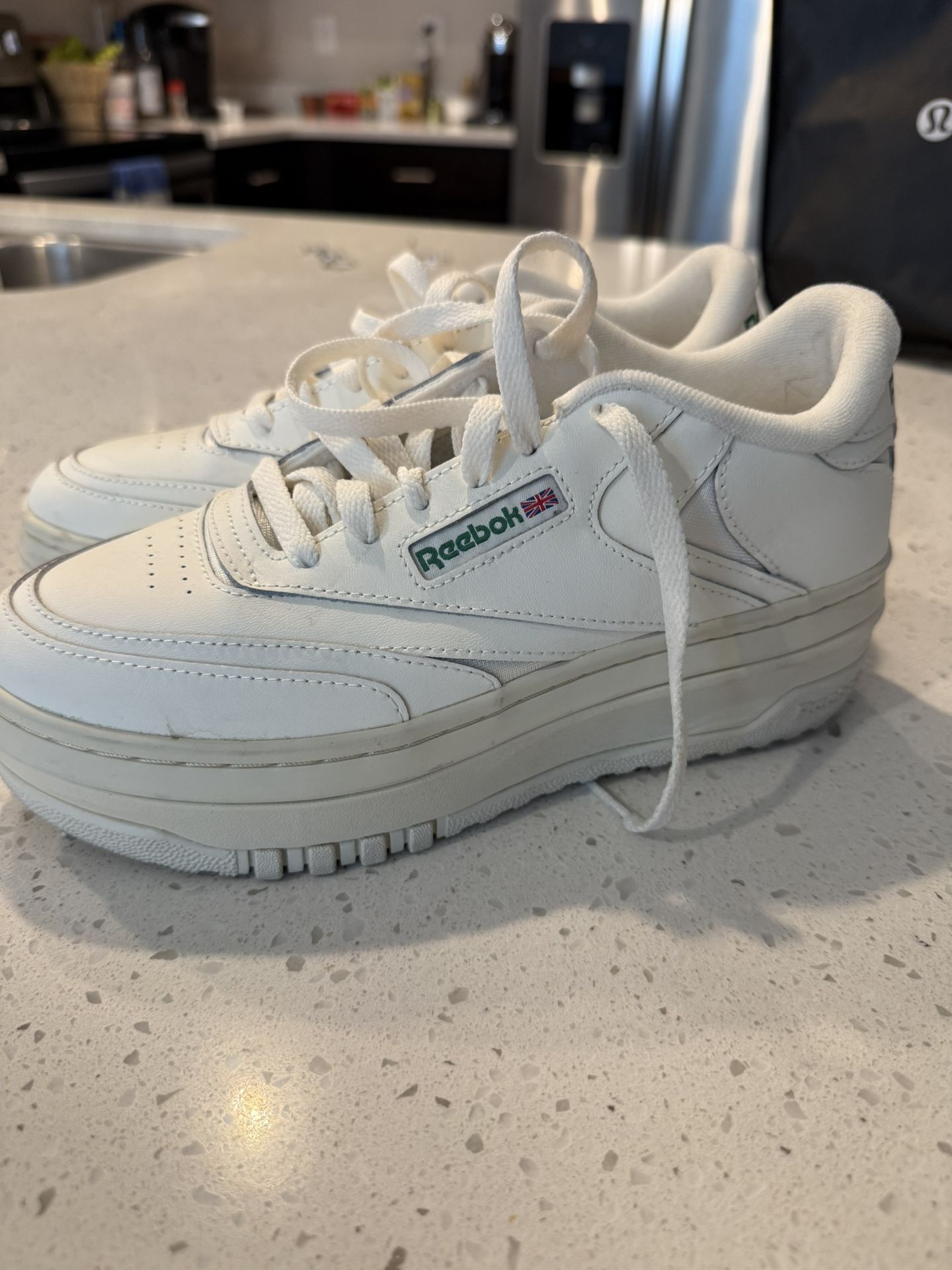 Reebok Women’s Platform Sneakers Size 8