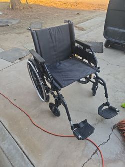 Drive viper GT plus.. Wheelchair. Twenty two inches wide. Up to 300 lbs.