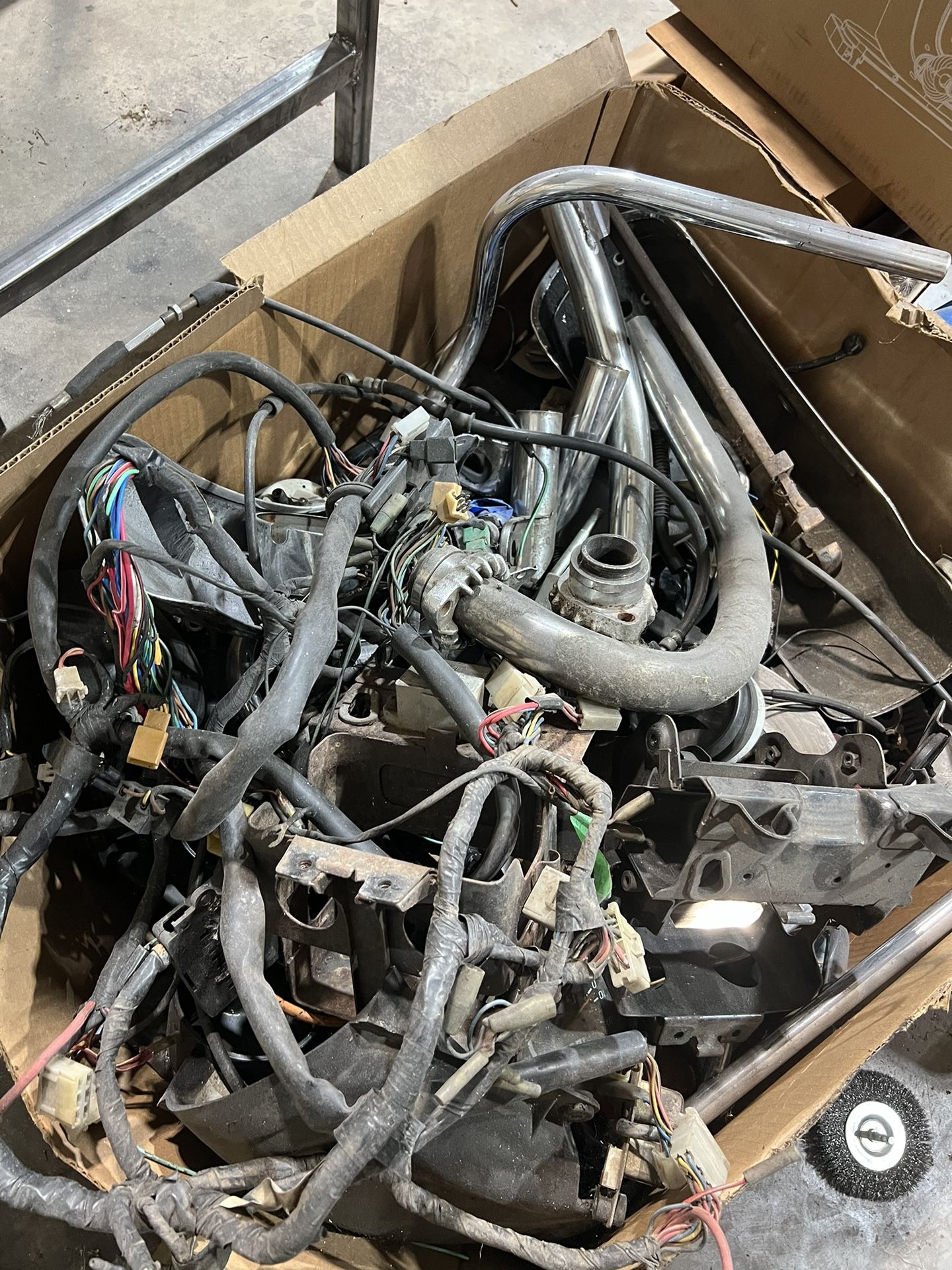 FREE box of Yamaha XS650 Parts for Sale in Centralia, WA OfferUp