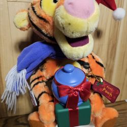 Vintage 90s Tigger Telco Animated Motionette Disney Christmas Collectible