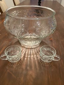Glass punch bowl set