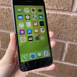 iPhone 8 - 256 GB - Unlocked For Worldwide Use 