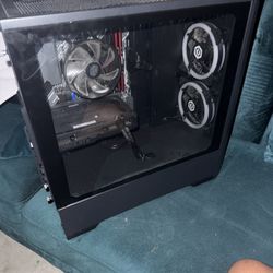 Streamer PC With Keyboard N Mouse