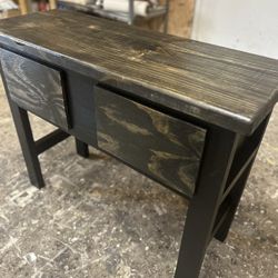 entry table / desk