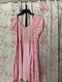 Hollister Pink Floral Dress