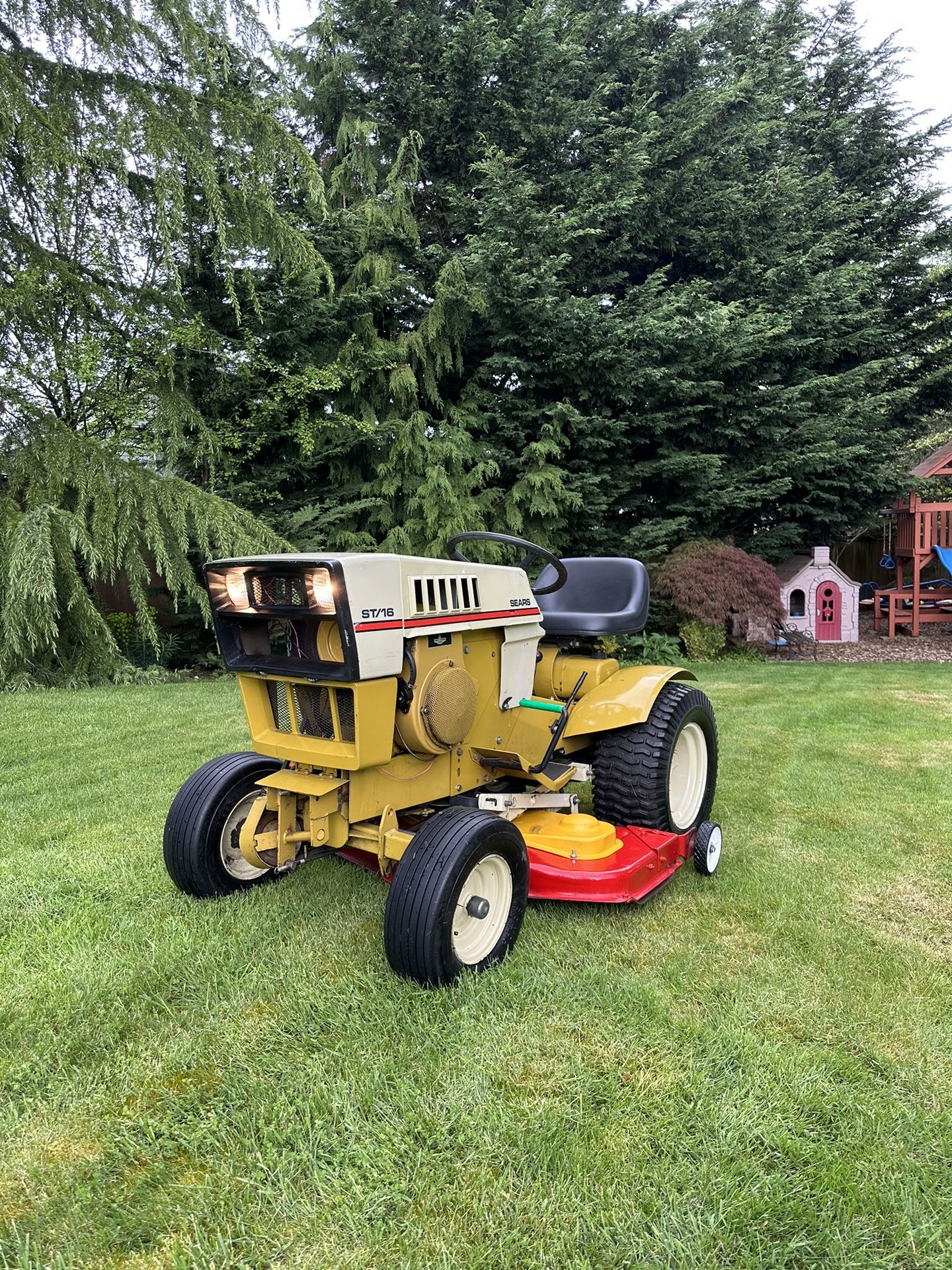 1970s Sears ST/16 garden tractor