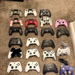 Controlles $10 EACH READ NOTES: (NOT TESTED)  (FOR PARTS) 