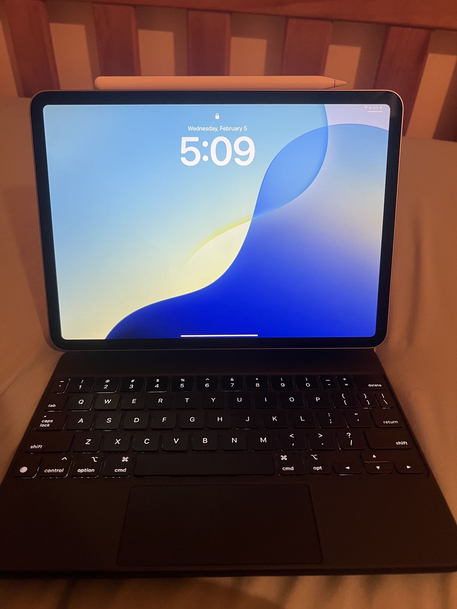 iPad Pro 11’ 4th Gen M2 Chip 128GB with Apple Magic Keyboard