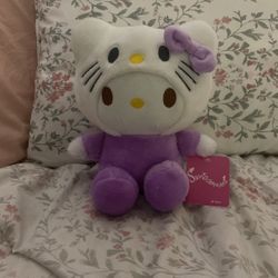 Hello Kitty Plushie