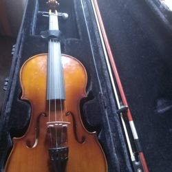 Violin  With Case 