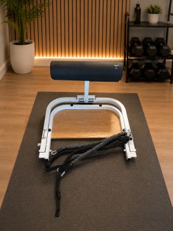 BootySprout Hip Thrust Machine + Resistance Bands