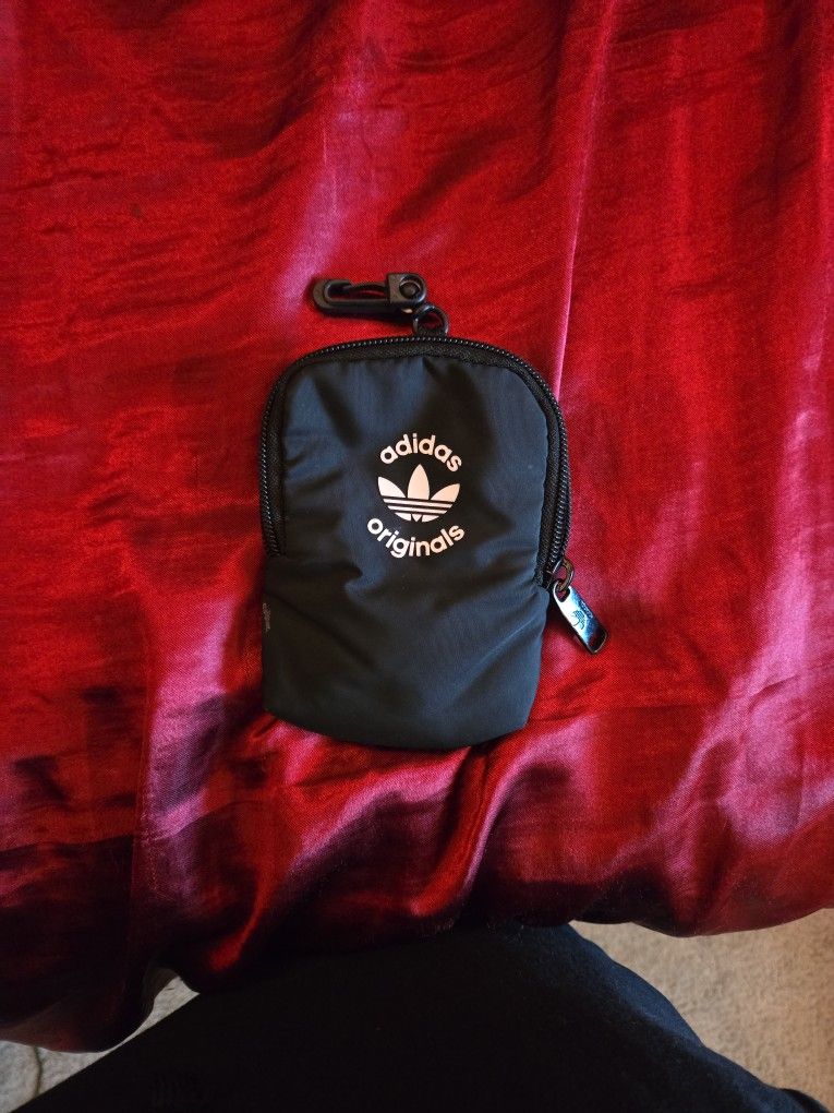 Adidas originals belt loop pocket bag