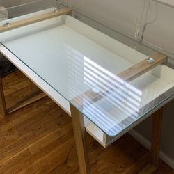 Computer Desk 47” - White / Glass