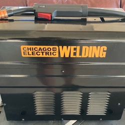 Welder Chicago Electric Flux 125
